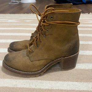 Frye Sabrina G6 oiled suede lace up boot. Size 8 1/2